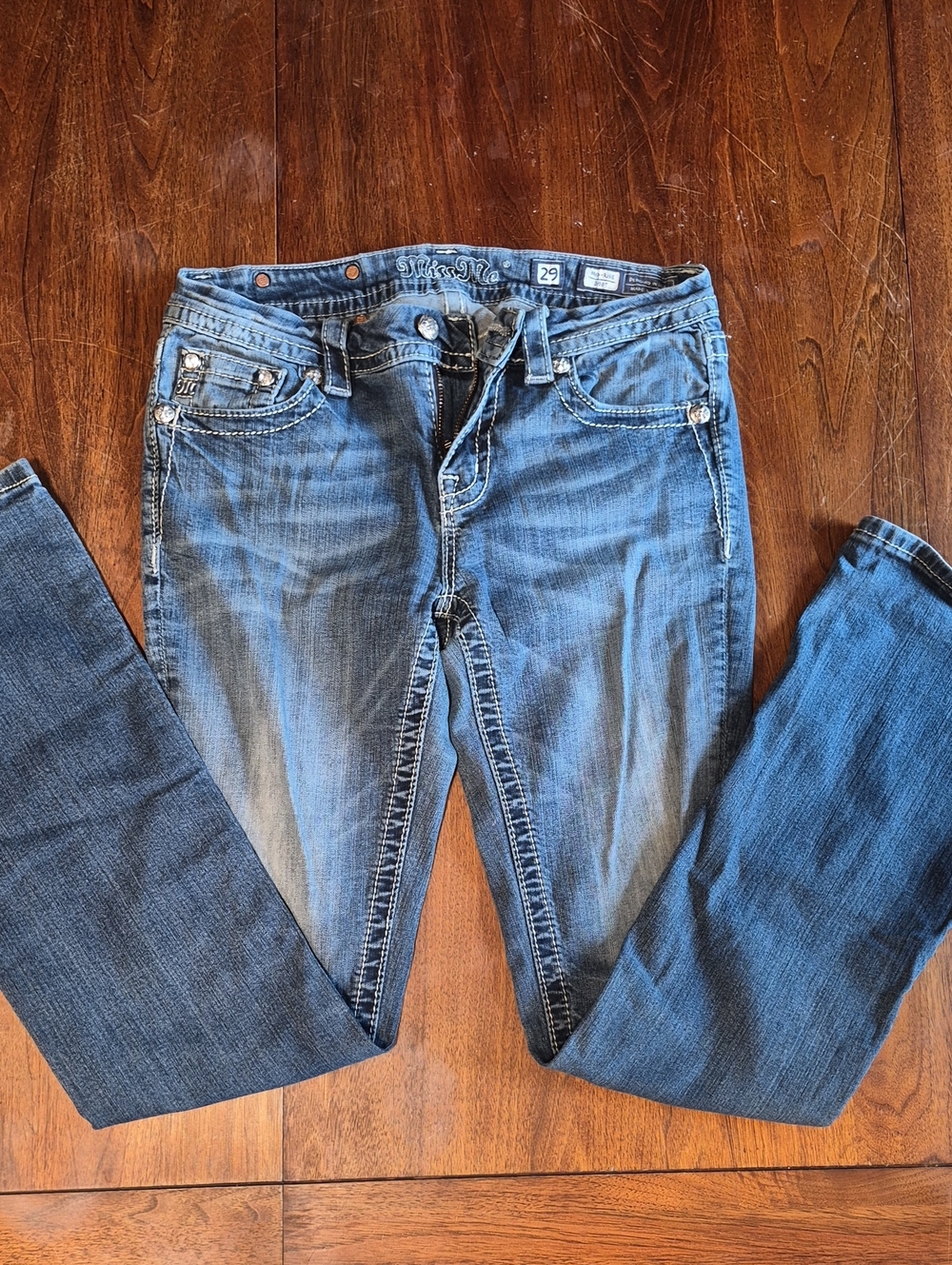 Mid-rise Bootcut Denim Jeans in Medium Blue Wash
